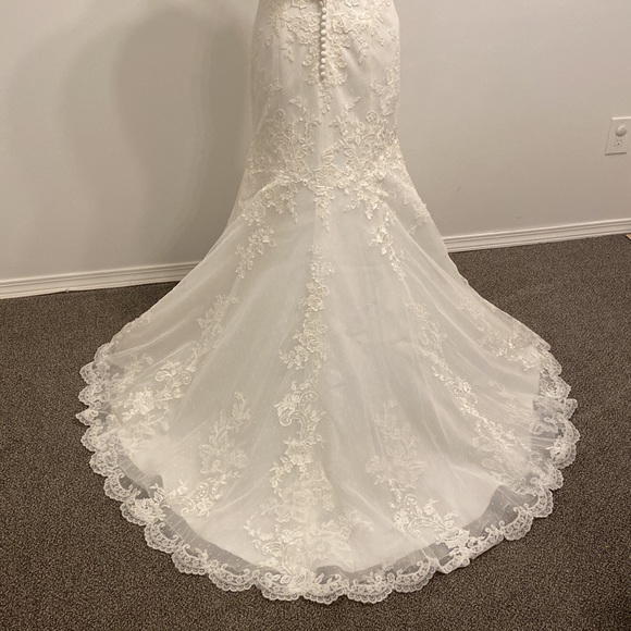 Kitty Chen Wedding Gown - Picture 6 of 7